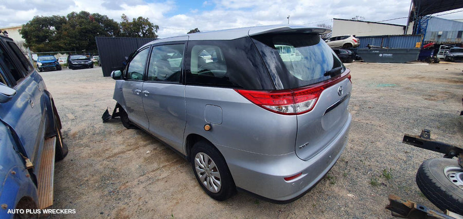 2010 Toyota Tarago Right Rear Door Window