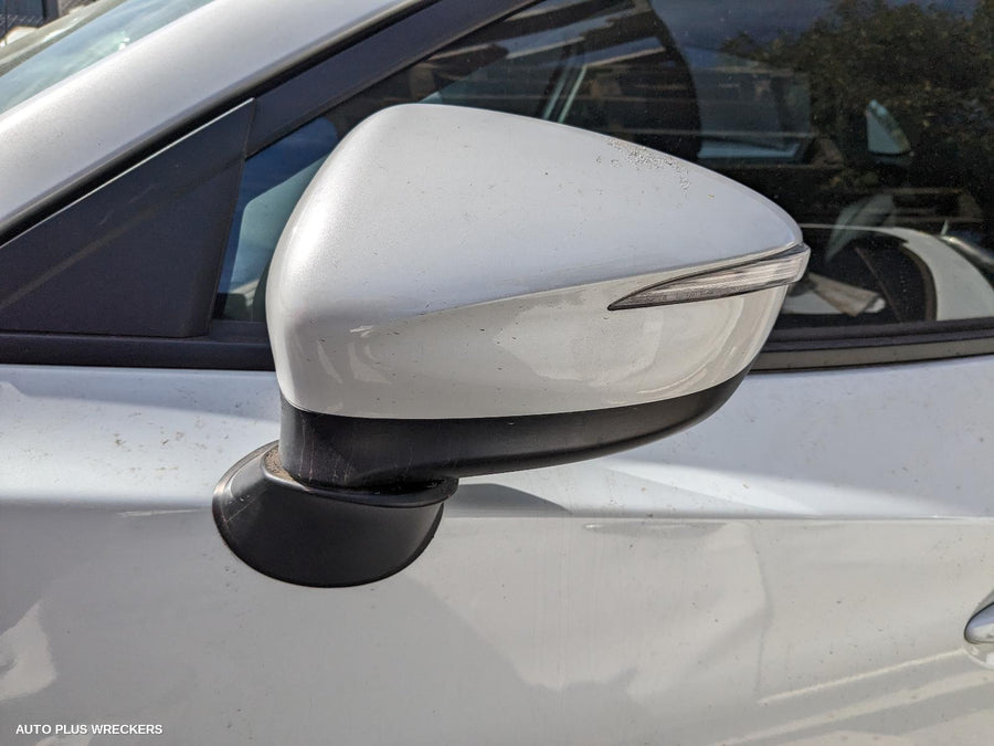 2017 Mazda Cx3 Left Front Door