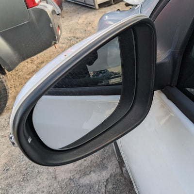 2011 Volkswagen Golf Left Rear Door Window