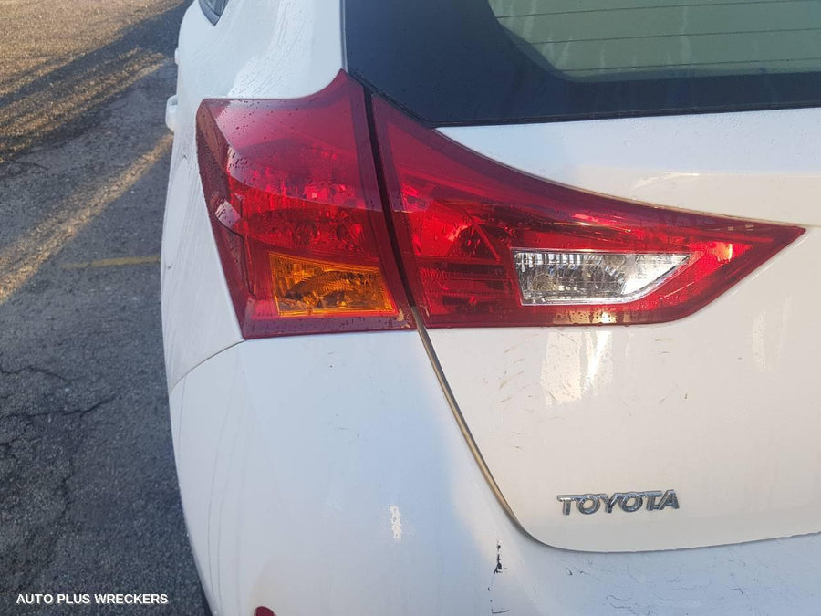2012 TOYOTA COROLLA SUNVISOR
