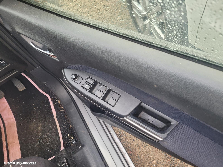 2021 Suzuki Baleno Right Indicator Fog Side