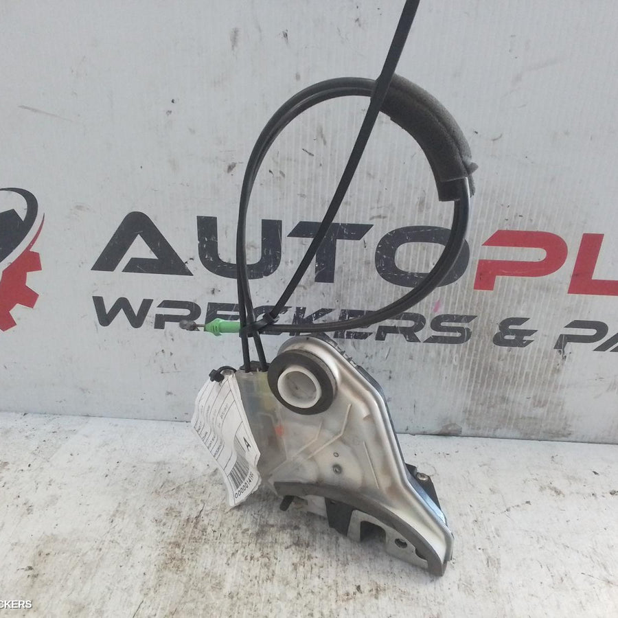 2013-2019 Toyota Corolla Door Boot Gate Lock
