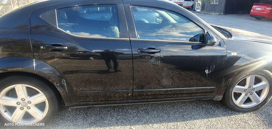 2007 Dodge Avenger Left Taillight