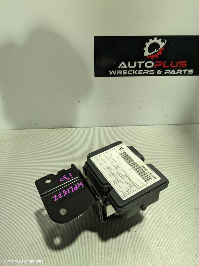 2016 Hyundai I30 Abs Pump Modulator