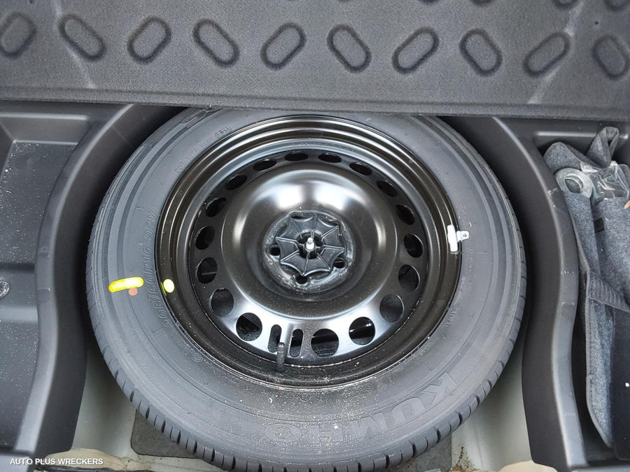 2016 Holden Cruze Right Front Door