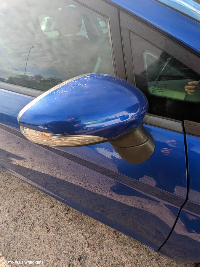 2012 Ford Fiesta Left Rear Door Sliding
