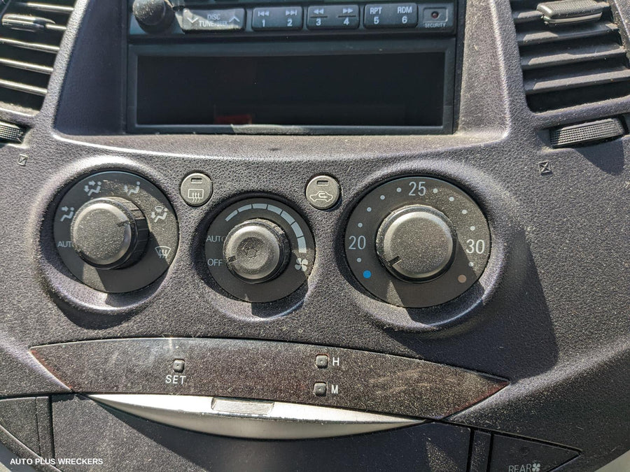 2005 Mitsubishi Grandis Left Front Door