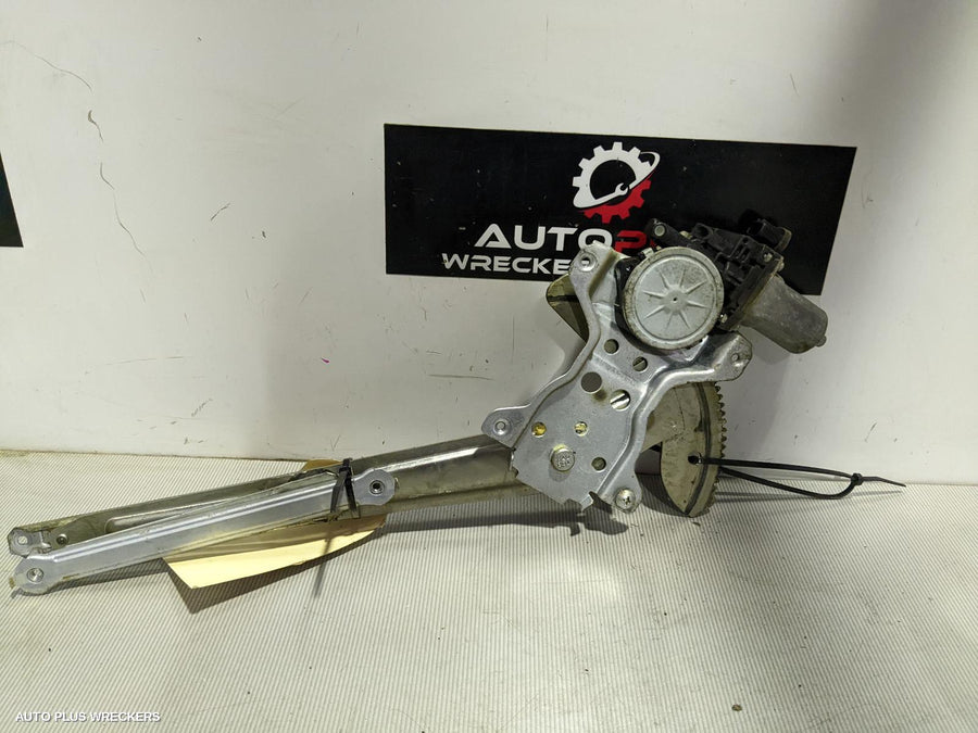 2008 Suzuki Sx4 Right Front Window Reg Motor