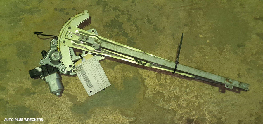 2009 Mitsubishi Outlander Right Front Window Reg Motor