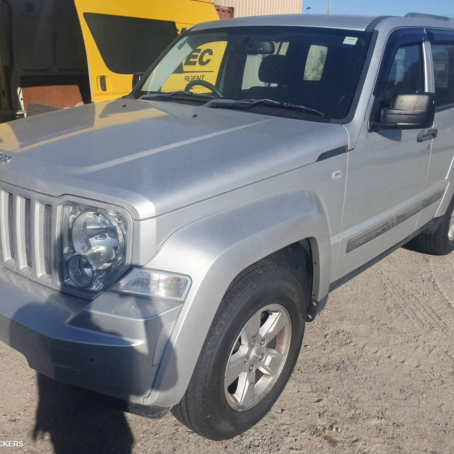 2012 Jeep Cherokee Right Rear Door Sliding