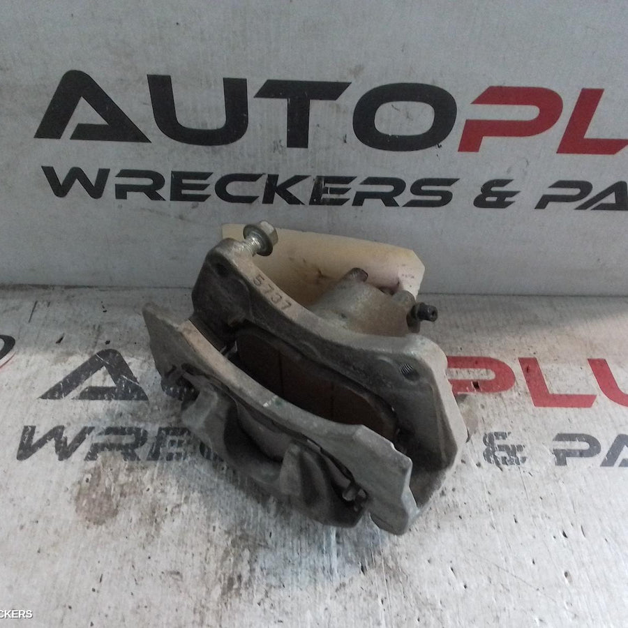 2015-2021 Mitsubishi Outlander Caliper
