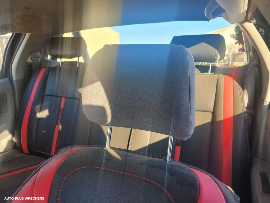 2007 Toyota Hilux Seatbelt Stalk