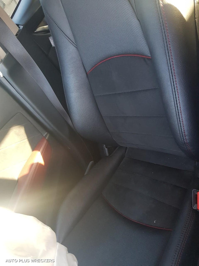 2015 Mazda Cx3 Right Rear Door Sliding