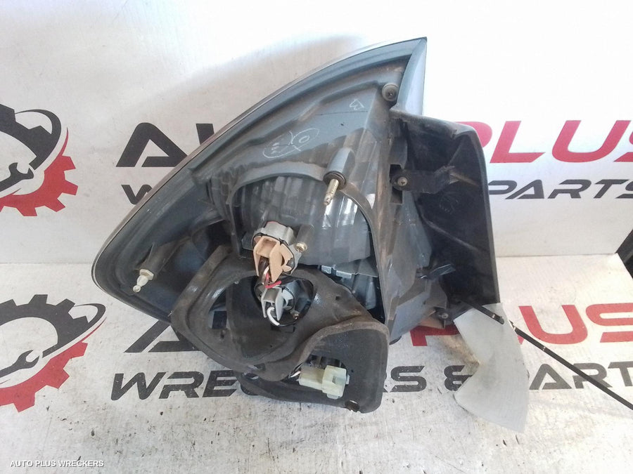 2004 Subaru Liberty Right Taillight