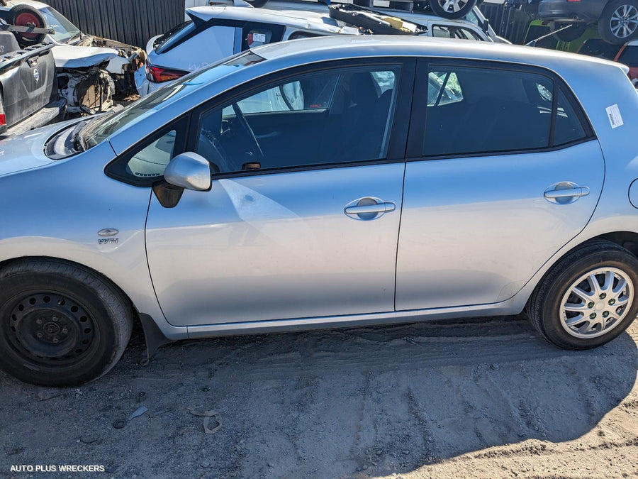 2007-2009 Toyota Corolla Left Door Mirror