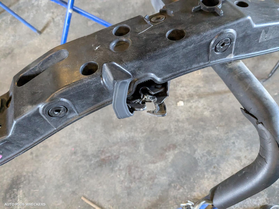 2013 Hyundai I20 Radiator Support