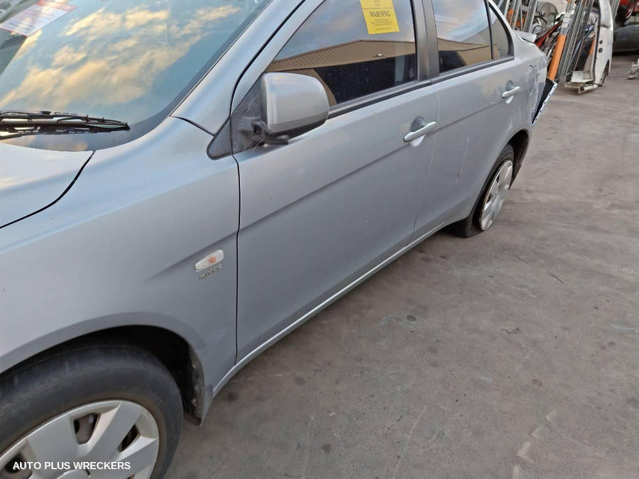 2007 Mitsubishi Lancer Door Handle