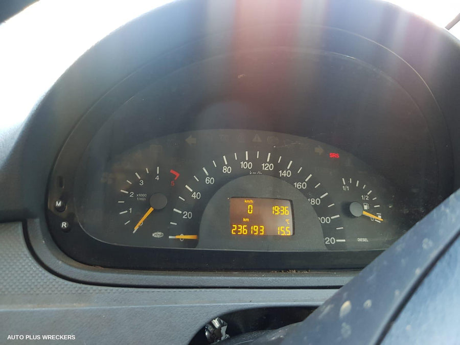 2006 Mercedes Vito Fan