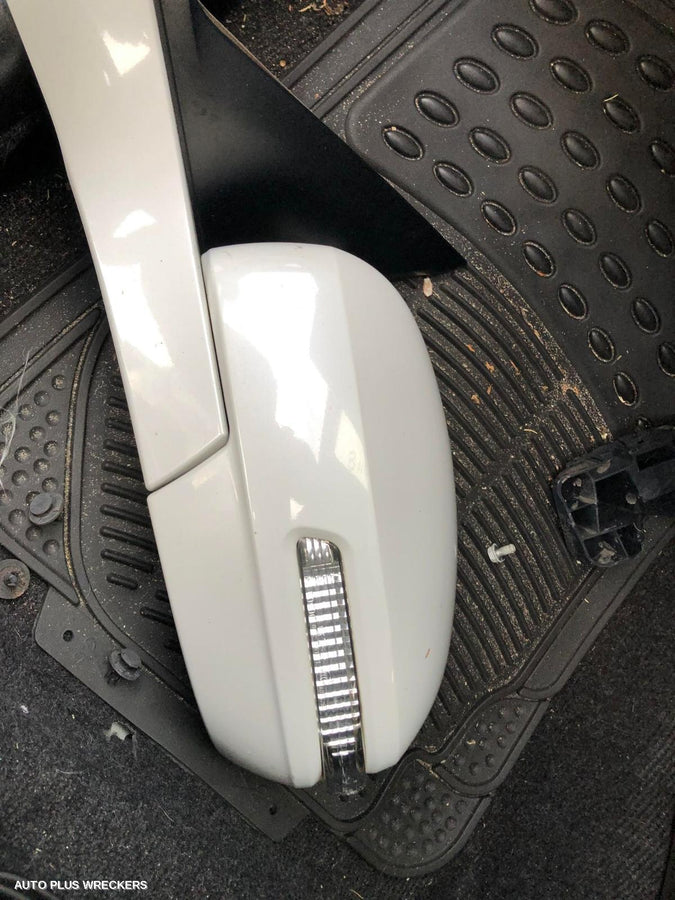 2014 Suzuki Swift Left Rear 1 4 Door Glass