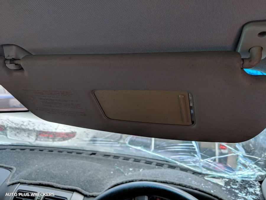 2004 Holden Commodore Left Door Mirror