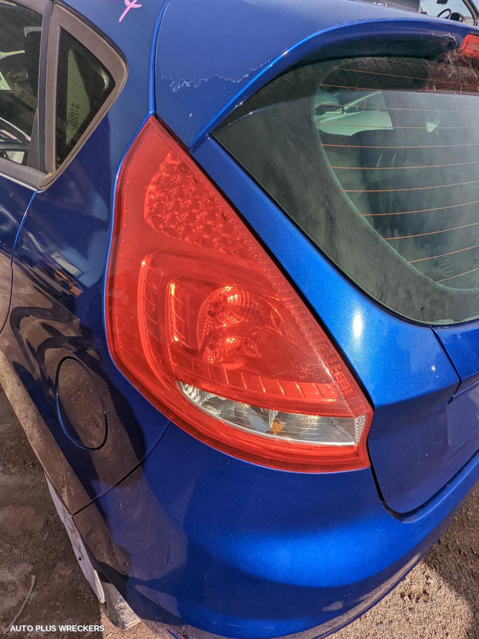 2012 Ford Fiesta Left Rear Door Sliding