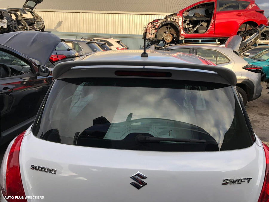 2014 Suzuki Swift Left Rear 1 4 Door Glass