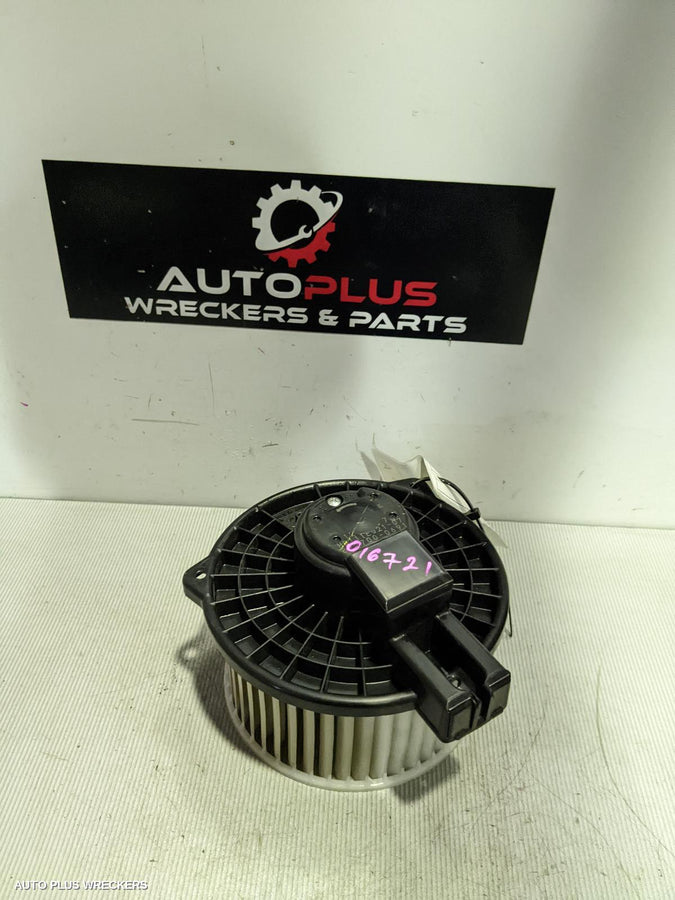2016 Mazda 3 Heater Fan Motor