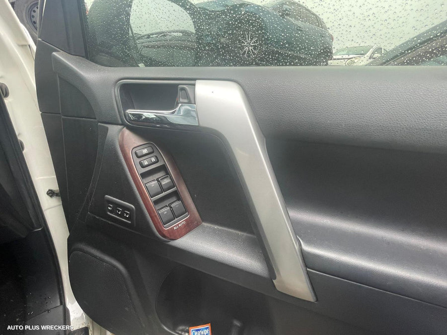 2015 Toyota Prado Column