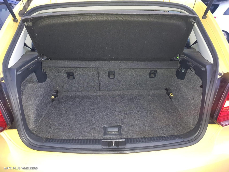 2010 Volkswagen Polo Door Boot Gate Lock