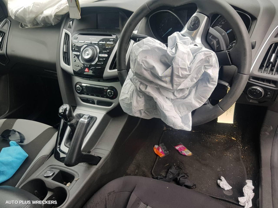 2014 FORD FOCUS PWR DR WIND SWITCH