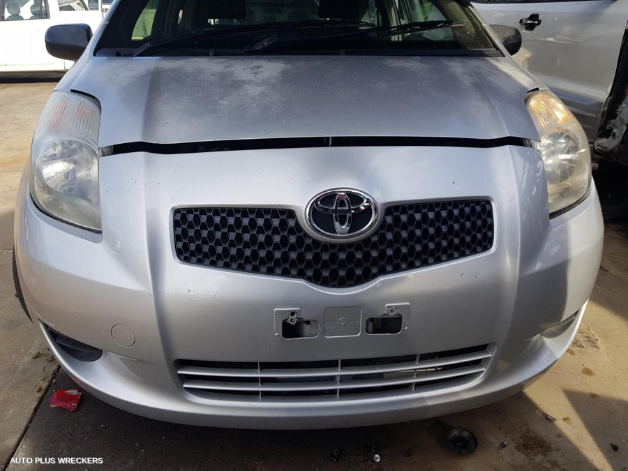 2006 Toyota Yaris Door Handle