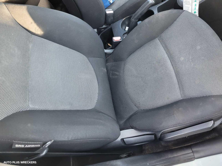 2011 Hyundai Accent Alternator