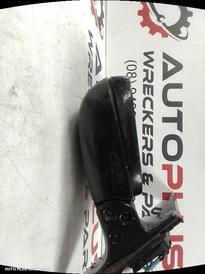 2000-2006 Mitsubishi Pajero Left Door Mirror
