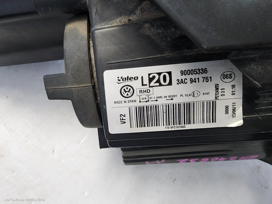 2010-2015 Volkswagen Passat Left Headlamp
