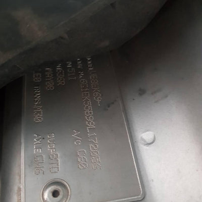 2008 HOLDEN COMMODORE RIGHT FRONT DOOR WINDOW