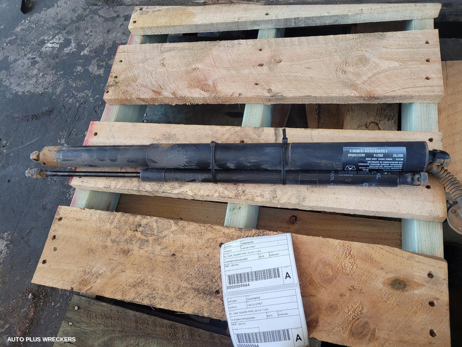 2014-2022 Jeep Cherokee Hatch Strut