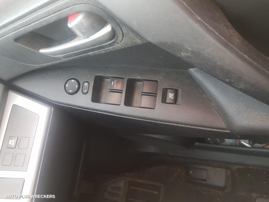 2012 Mazda 3 Combination Switch