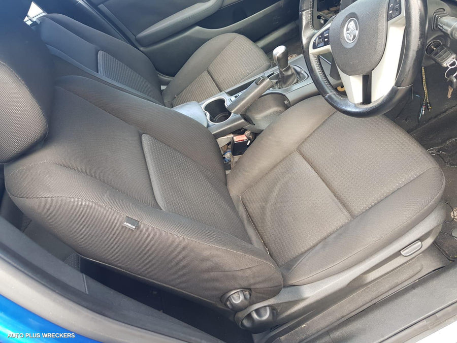 2010 Holden Commodore Starter