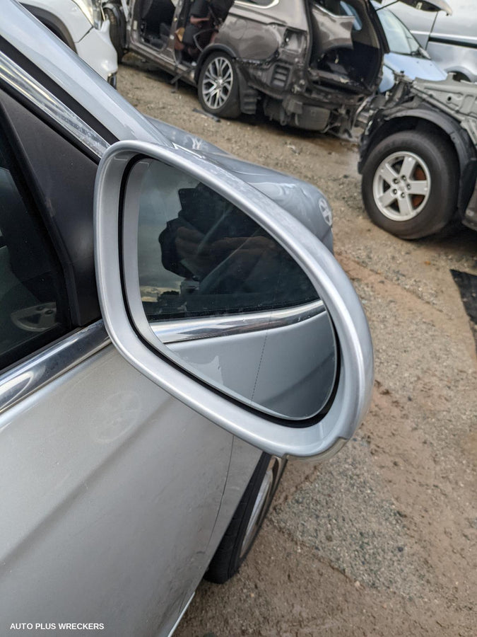 2006 Volkswagen Jetta Left Door Mirror
