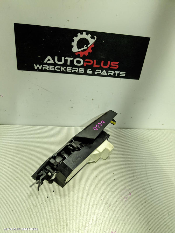 2016 Toyota Corolla Pwr Dr Wind Switch