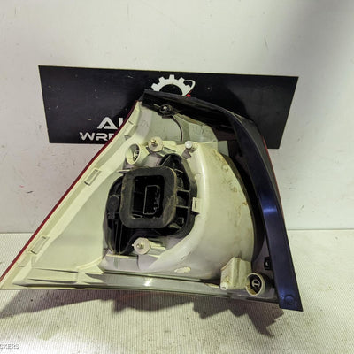 2006 Volkswagen Golf Left Taillight