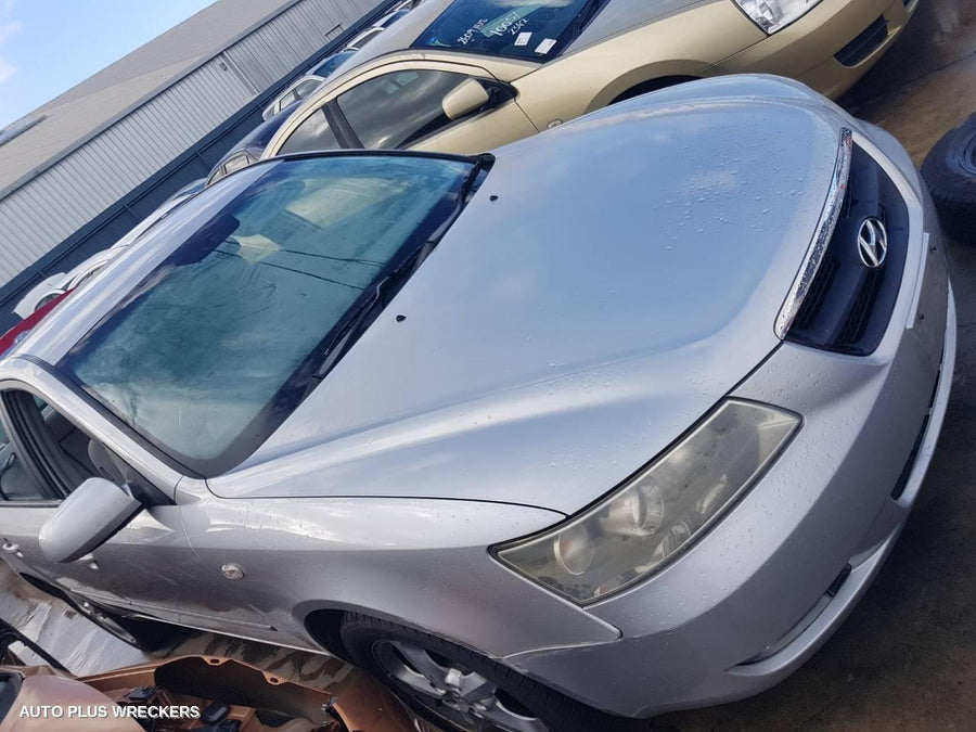2005-2008 Hyundai Sonata Right Headlamp