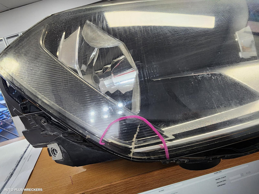 2012-2017 Volkswagen Golf Right Headlamp