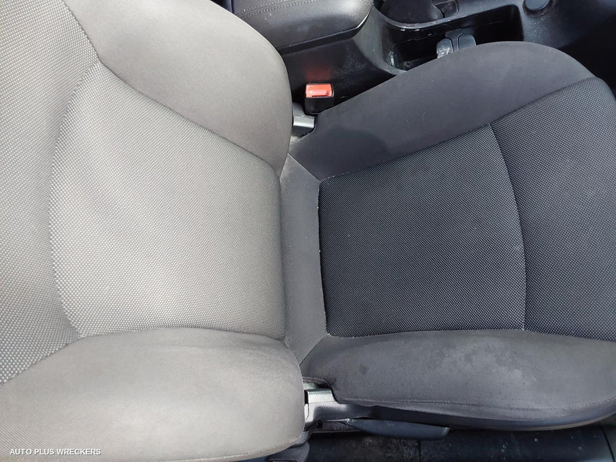 2016 Holden Cruze Right Front Door Window