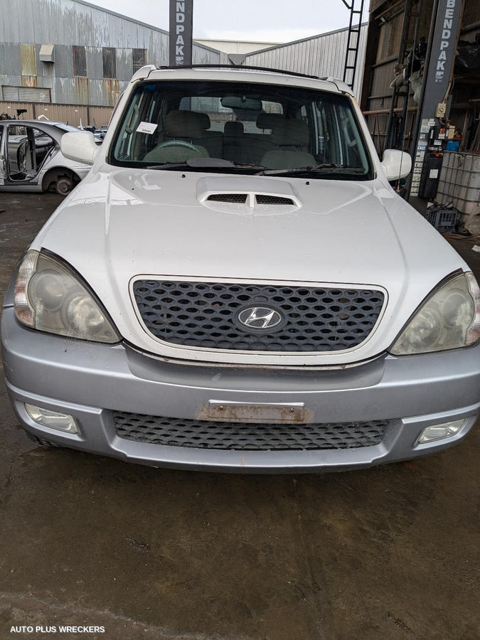 2005 Hyundai Terracan Catalytic Converter