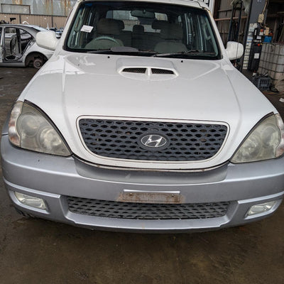 2005 Hyundai Terracan Radiator Support