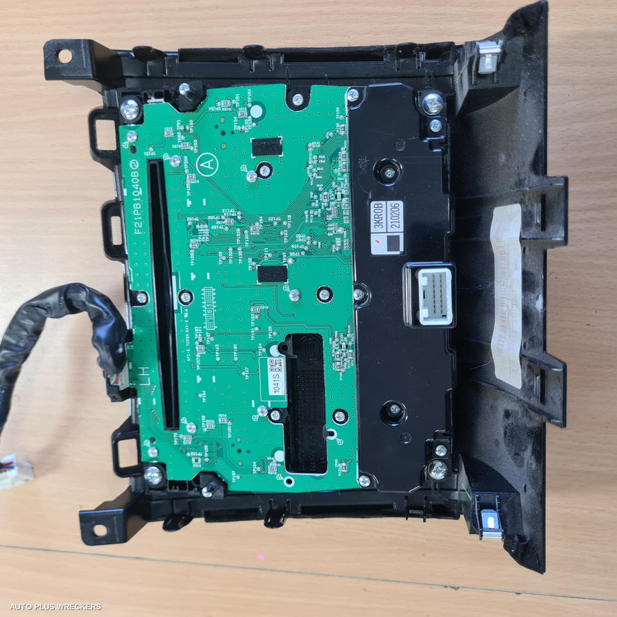 2013 Nissan Pathfinder Radio Cd Dvd Sat Tv