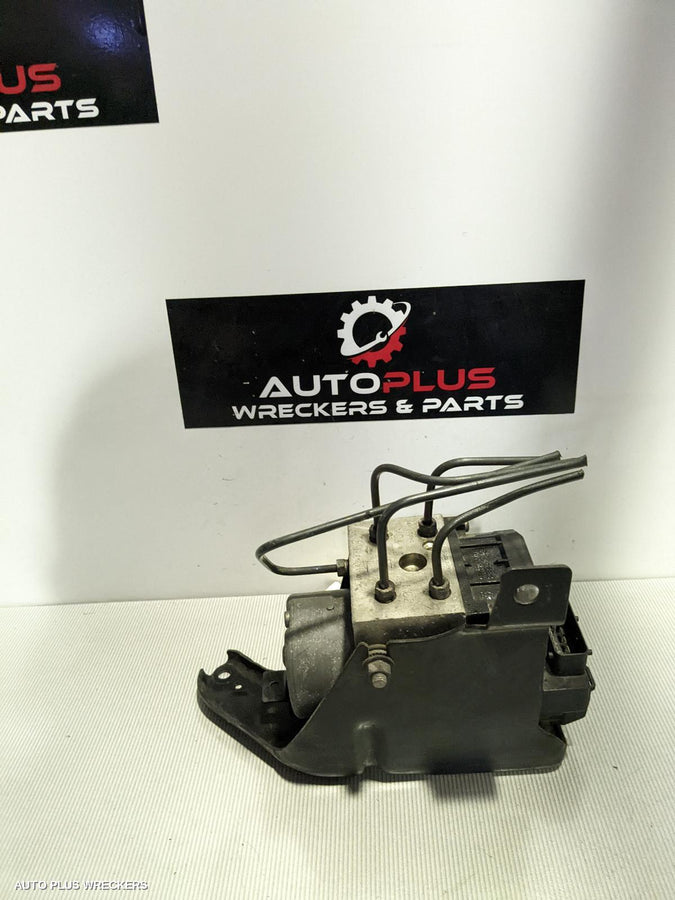 2009 Nissan Navara Abs Pump Modulator