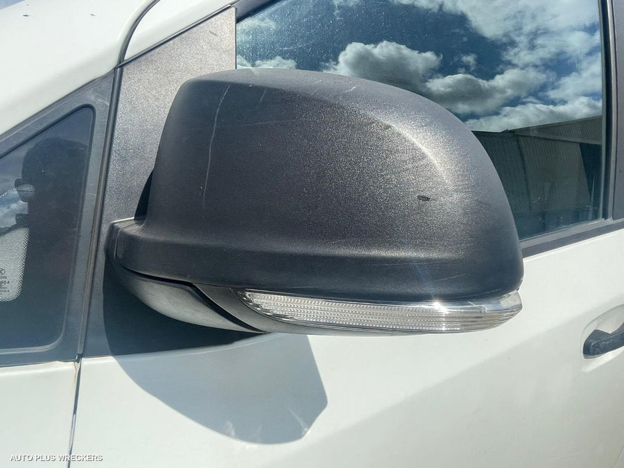 2015-2025 Ldv G10 Door Trim