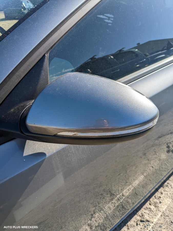 2019 Kia Cerato Left Door Mirror